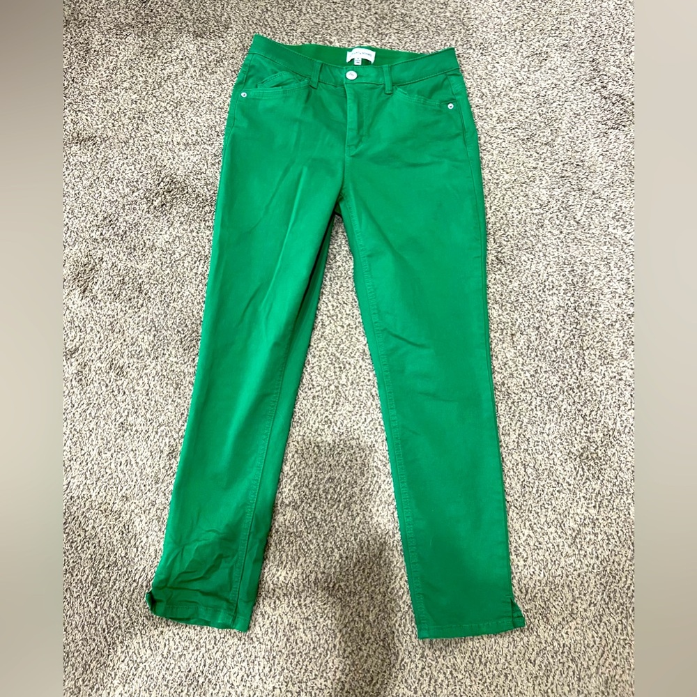 Green skinny jeans
